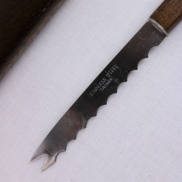 Vintage Cheeseboard with Knife, Box Included - Picture 13 of 14